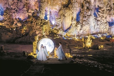 泸深投 山水之间有温度 服务之中见深度